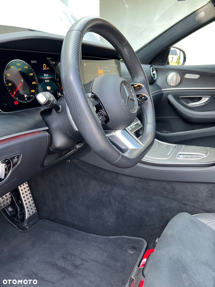 Mercedes-Benz Klasa E 300 de 4Matic 9G-TRONIC AMG Line - 6