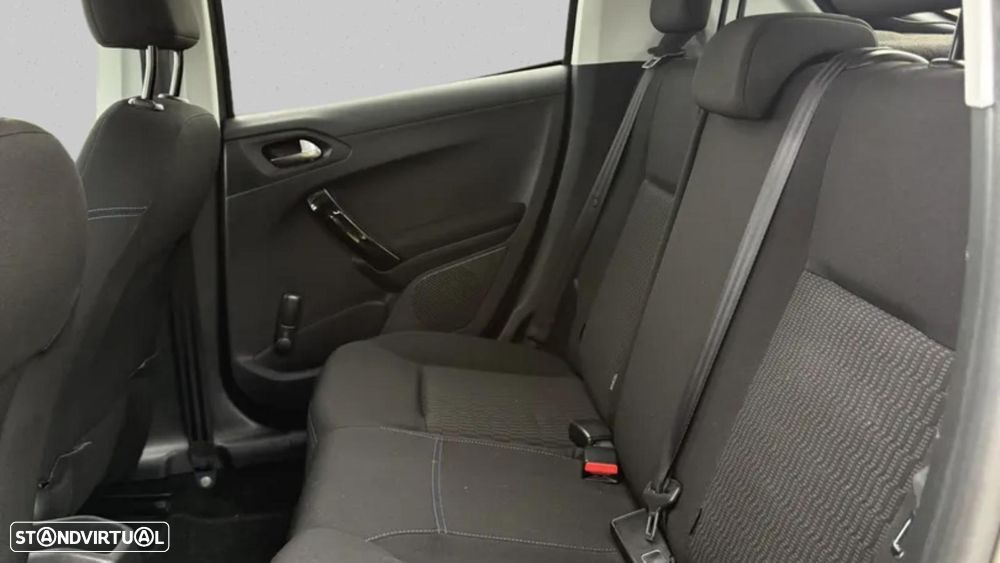Peugeot 208 1.2 PureTech Style - 5