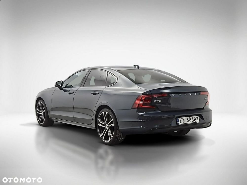 Volvo S90 B5 D AWD Ultimate Dark - 4