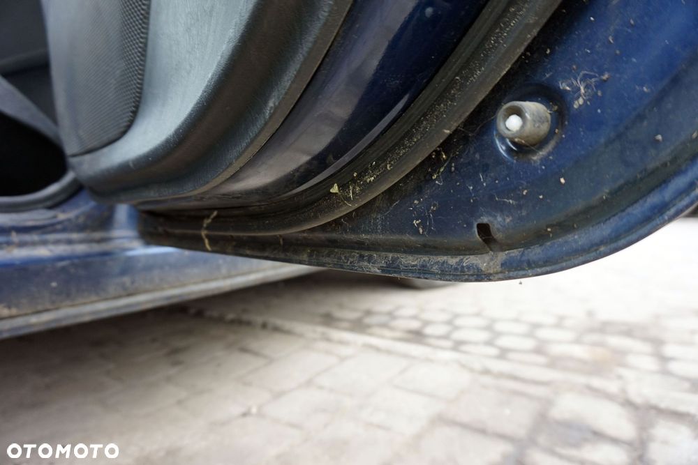 DRZWI TYLNE PRAWE COROLLA E12 LIFT 5D HB 8P4  GRANATOWY TOYOTA 2004-2007 - 8