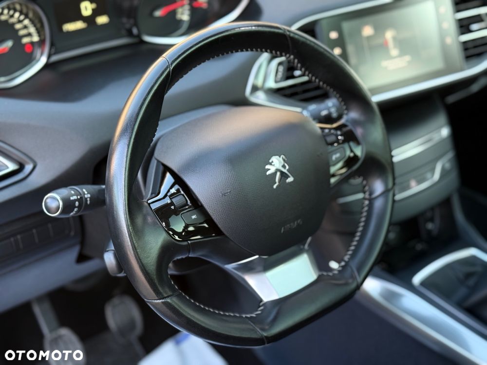 Peugeot 308 BlueHDi 150 Stop & Start Allure - 19