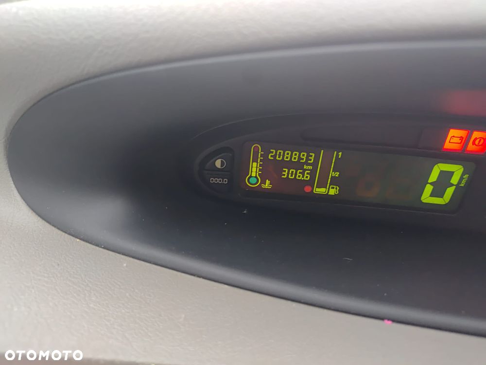 Citroën Xsara Picasso 1.6 16V Magic - 11