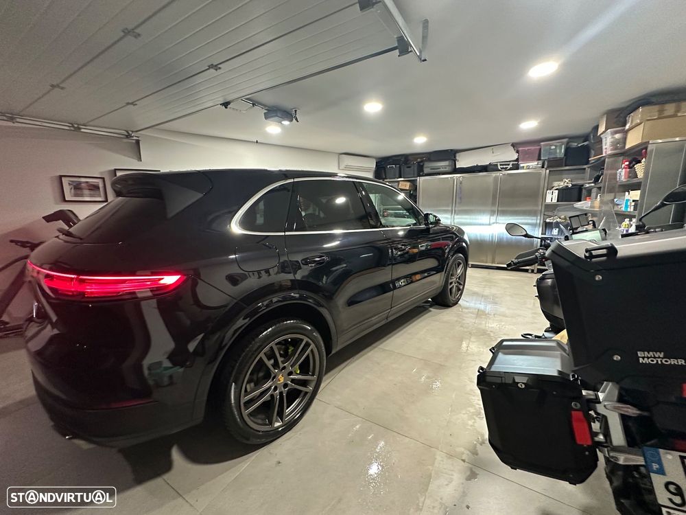 Porsche Cayenne E-Hybrid - 11