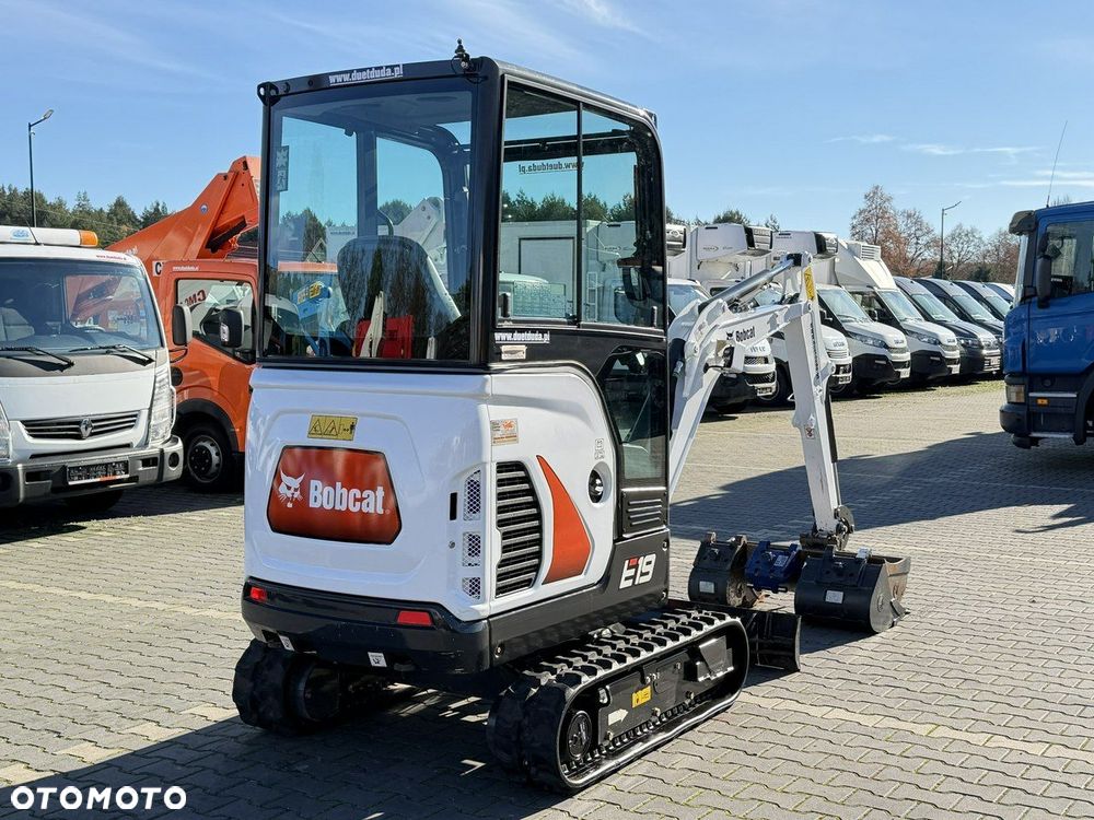 Bobcat E19 Komplet Łyżek  Mało Używana Przepracowane tylko 90mth - 19