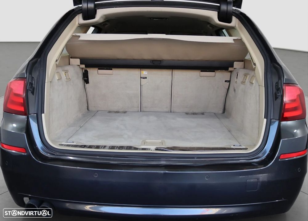 BMW 520 Gran Turismo - 13