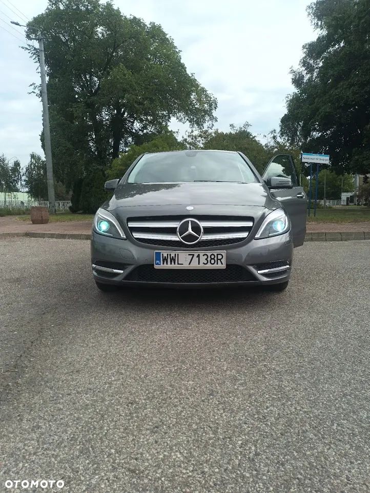 Mercedes-Benz Klasa B 200 CDI (BlueEFFICIENCY) 7G-DCT - 2