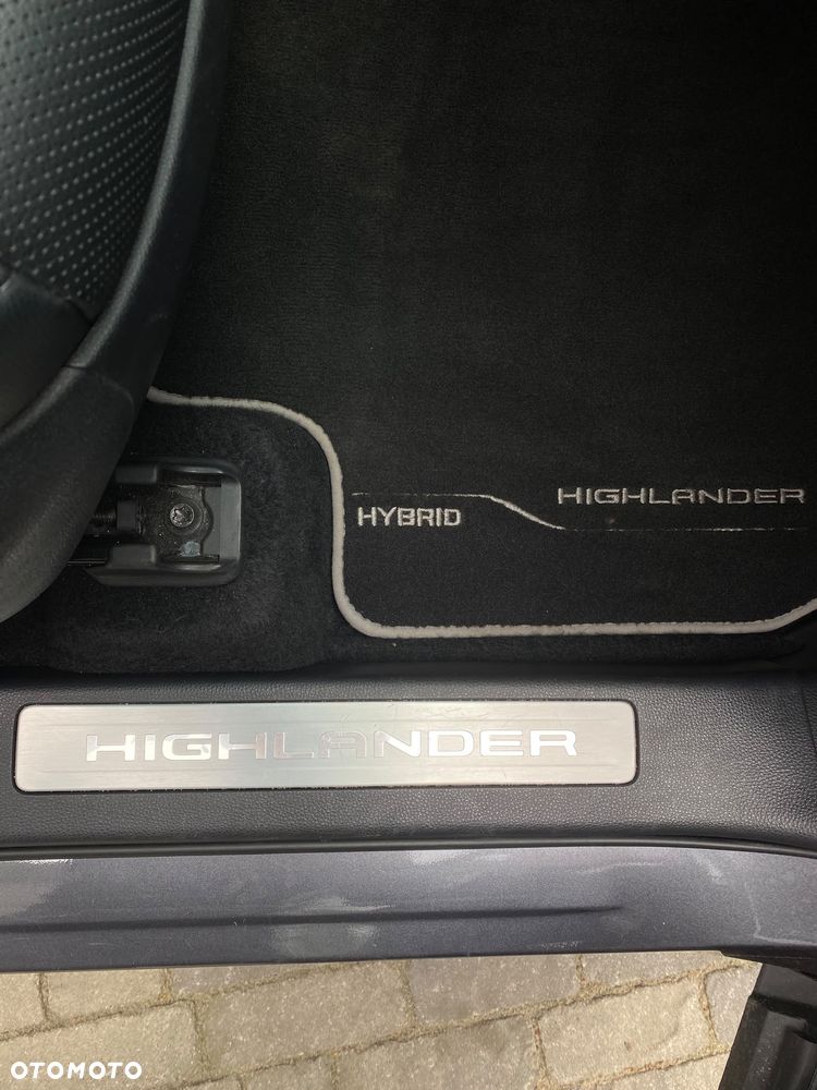Toyota Highlander 2.5 Hybrid Executive - 19