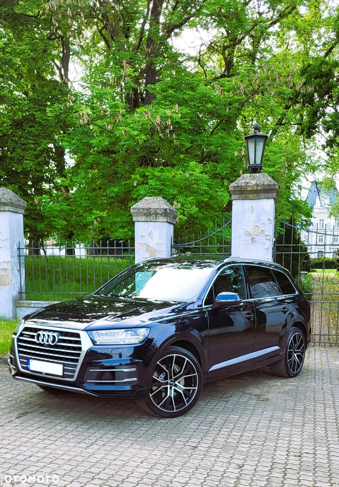 Audi Q7 - 10