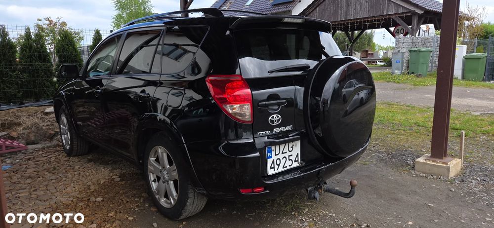 Toyota RAV4 - 3