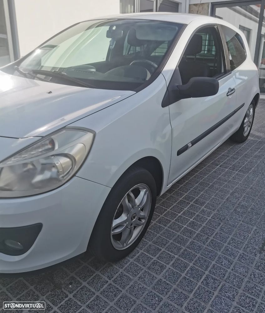 Renault Clio 1.5 dCi Confort - 5