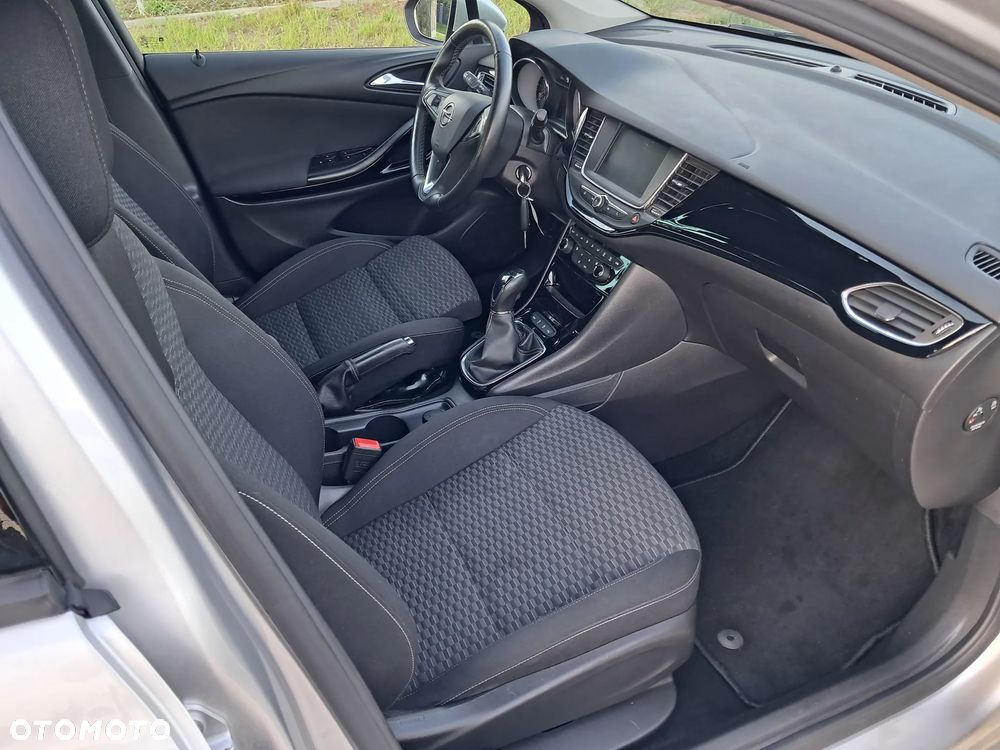 Opel Astra 1.4 Turbo Business - 19