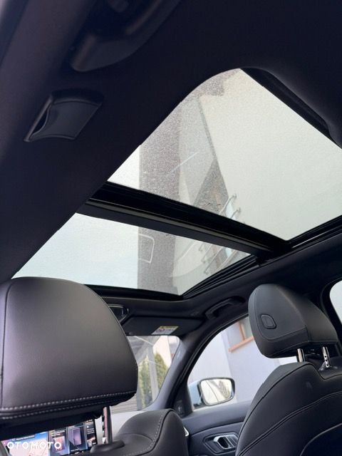 BMW Seria 3 320d xDrive M Sport - 11