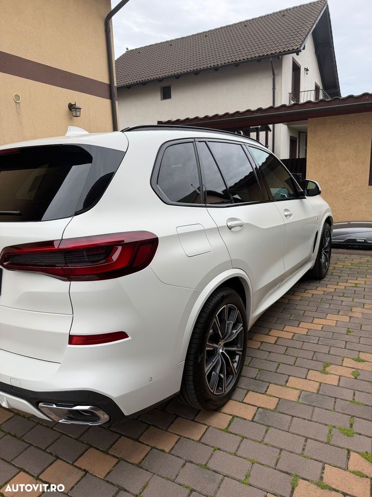 BMW X5 2023 — imagine 2