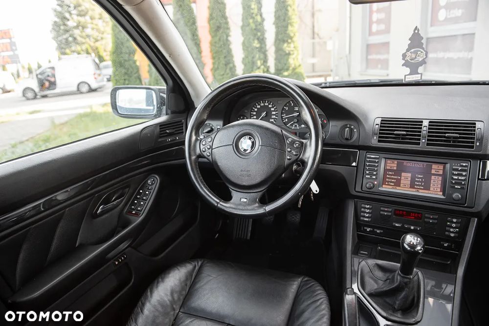 BMW Seria 5 - 25