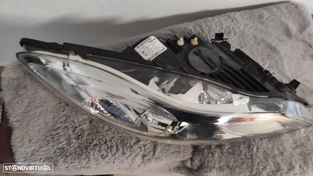 farol direito bi-xenon Volvo C30 facelift - 5