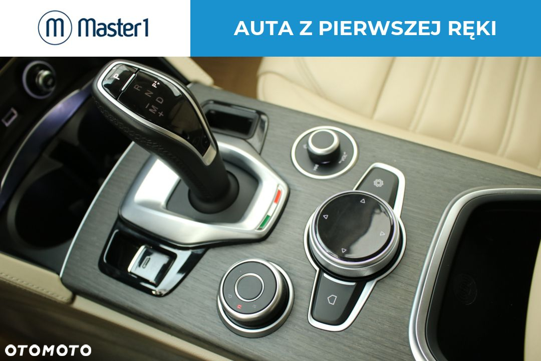 Alfa Romeo Stelvio 2.0 Turbo 6C Villa D'este Q4 - 20