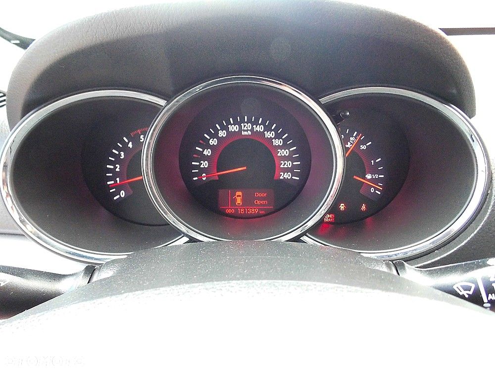 Kia Sorento 2.0 CRDI L - 26