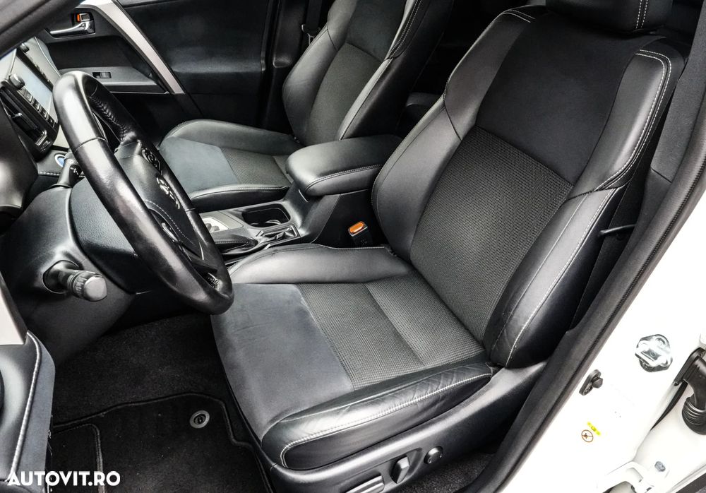 Toyota RAV4 2.5 VVT-i HSD 4x4 Executive - 14