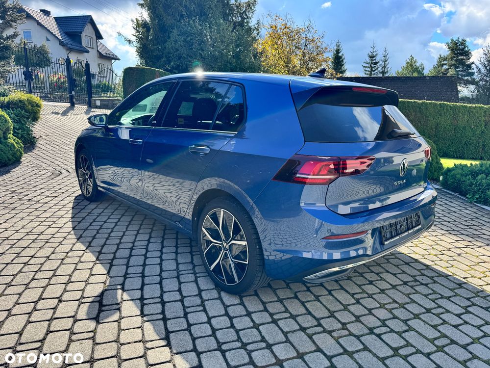 Volkswagen Golf - 5