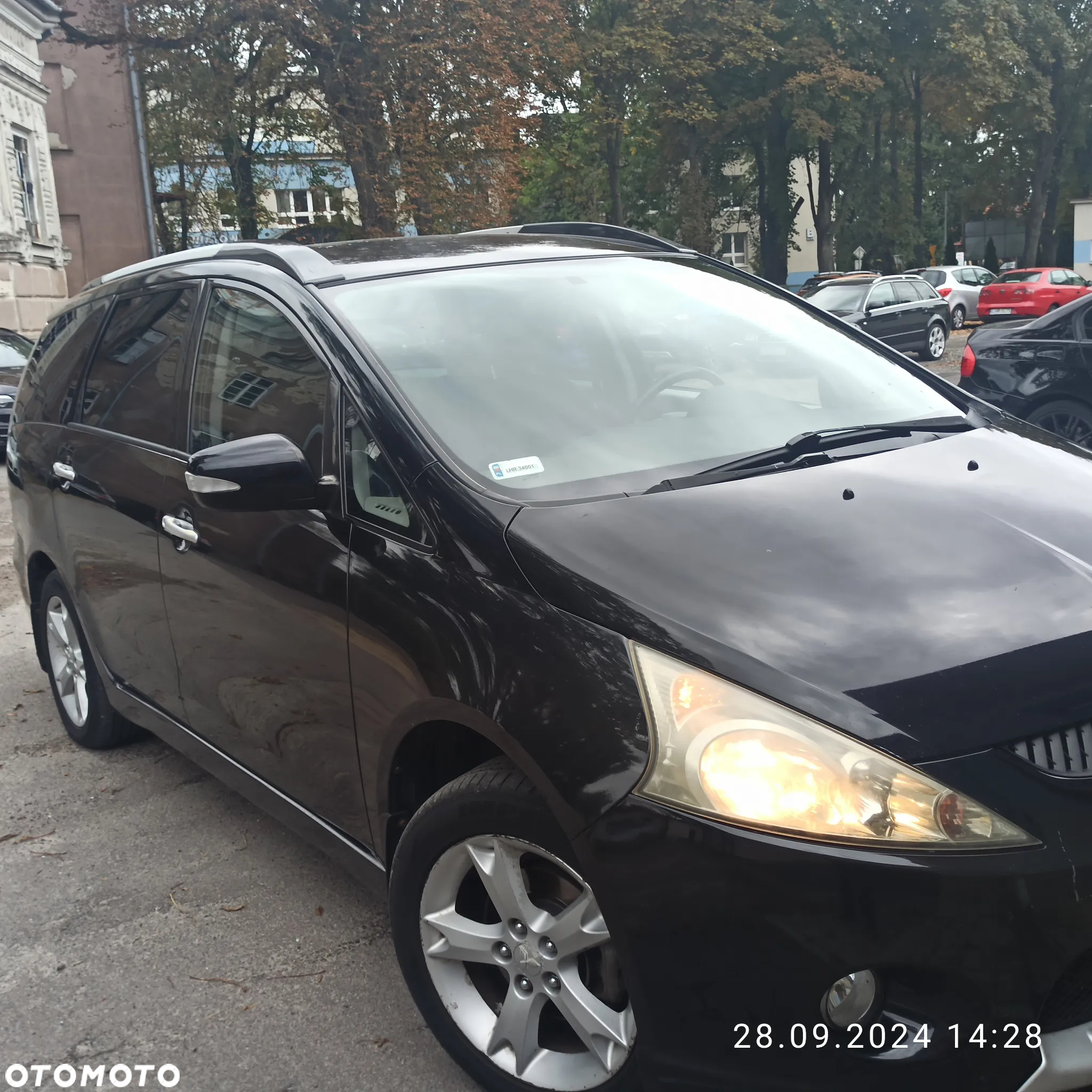 Mitsubishi Grandis 2.0 DI-D 7-Sitzer 30 Jahre - 2
