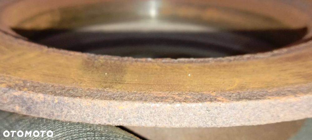 TARCZE HAMULCOWE TYL TOYOTA AVENSIS T25 - 6