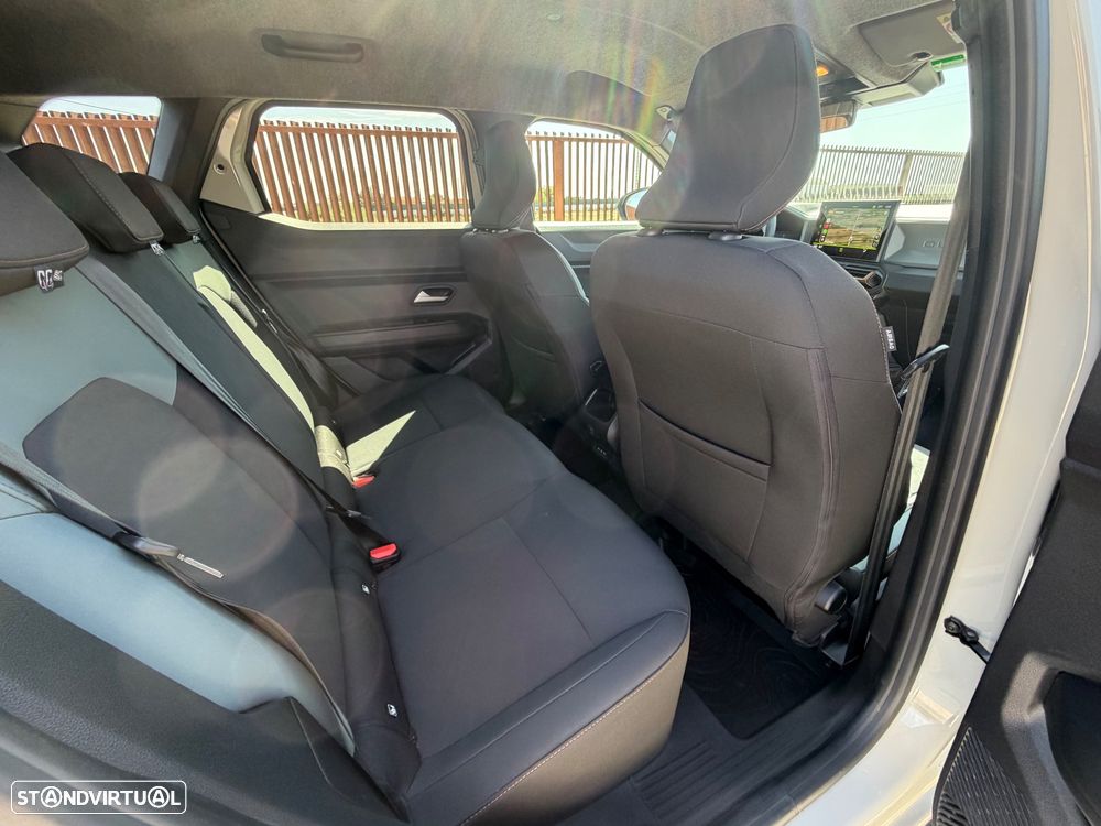 Dacia Duster 1.2 Hybrid-G Extreme 4x4 - 15