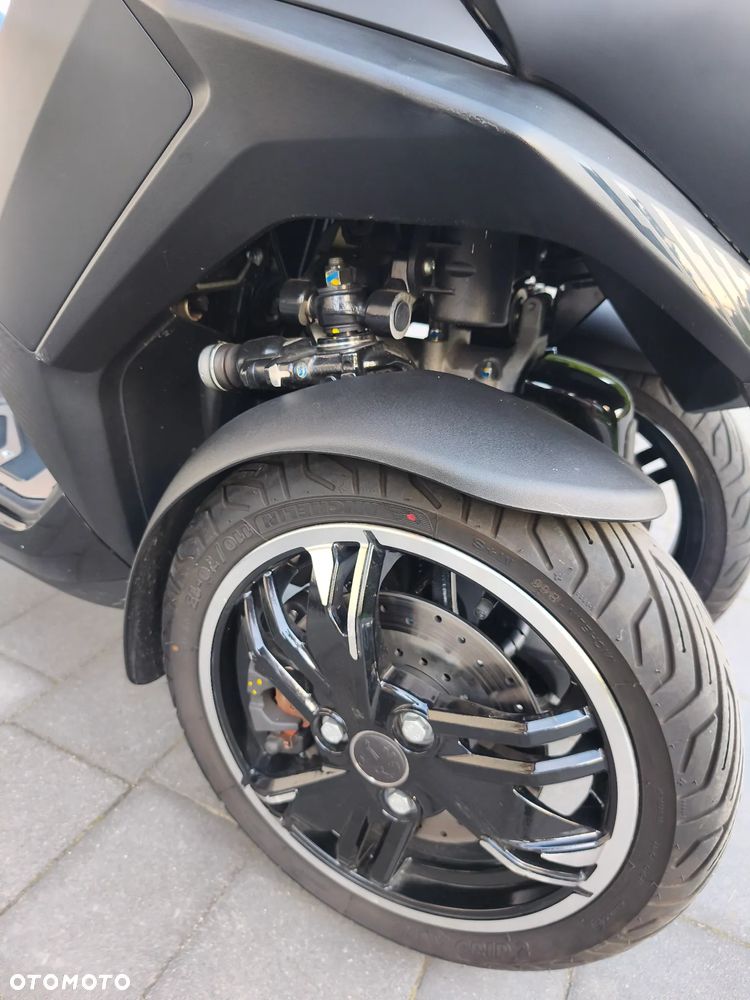Peugeot Metropolis - 30
