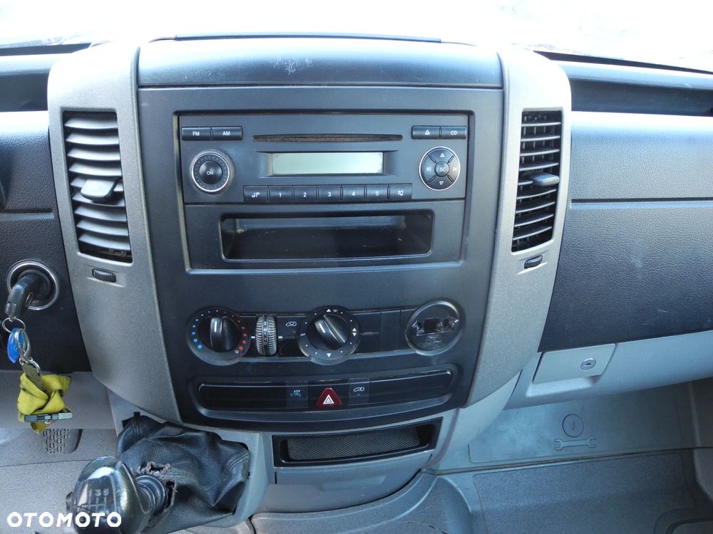 Mercedes-Benz PODNOSNIK KOSZOWY TB220 22m 14 Bok Zwyżka UDT Zarejestrowany - 24