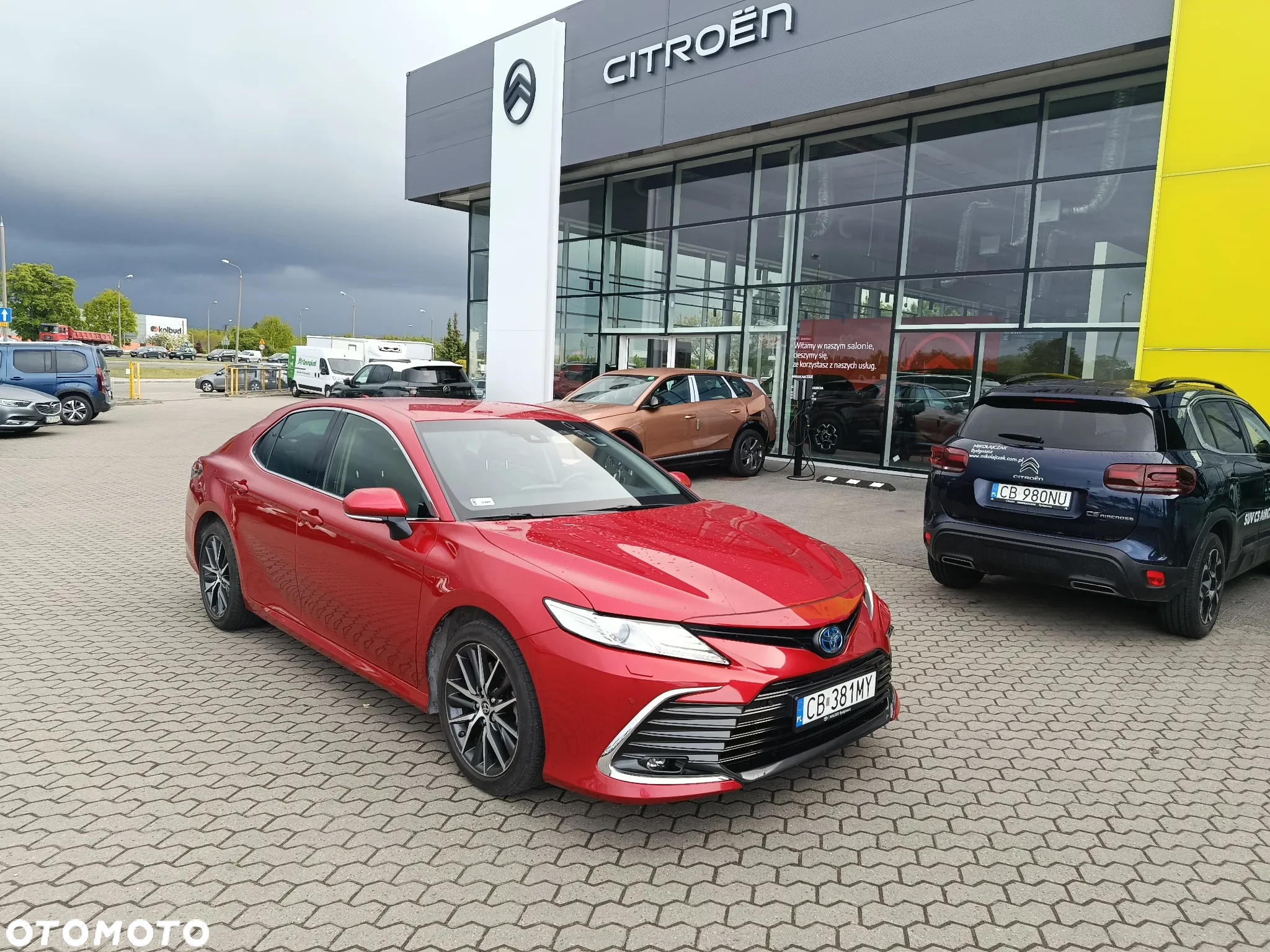 Toyota Camry 2.5 Hybrid Executive CVT - 3