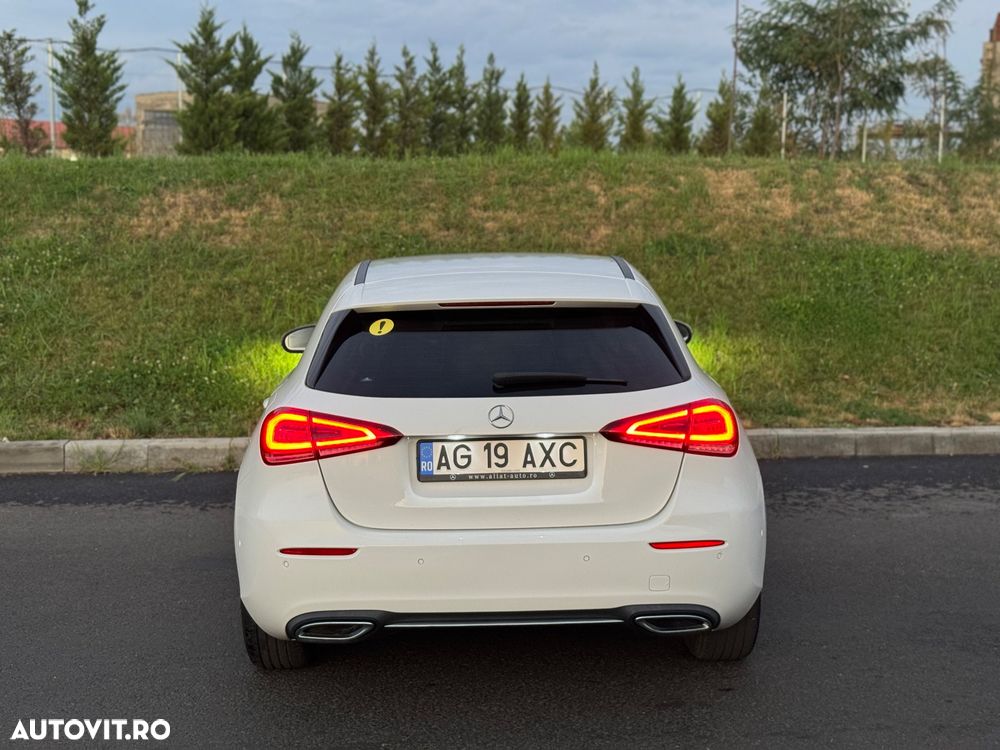 Mercedes-Benz A 180 Standard - 11