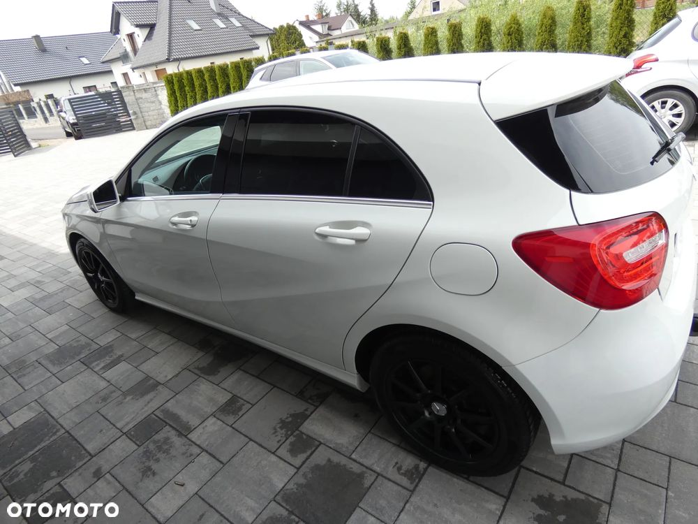 Mercedes-Benz Klasa A 180 (BlueEFFICIENCY) - 14