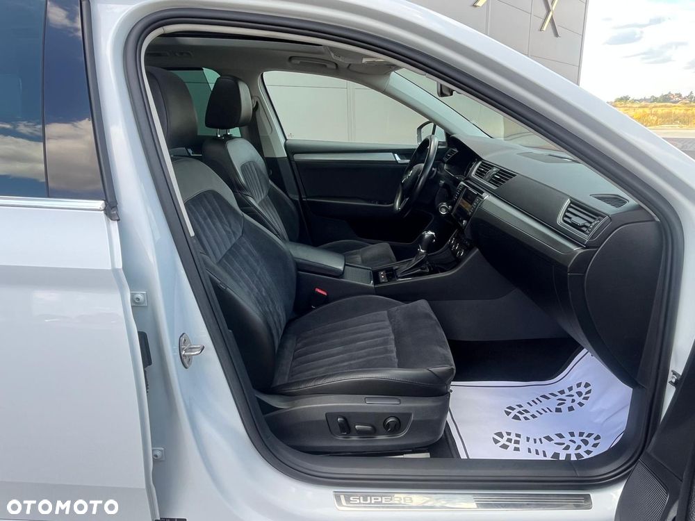 Skoda Superb 2.0 TSI 4x4 DSG Style - 8