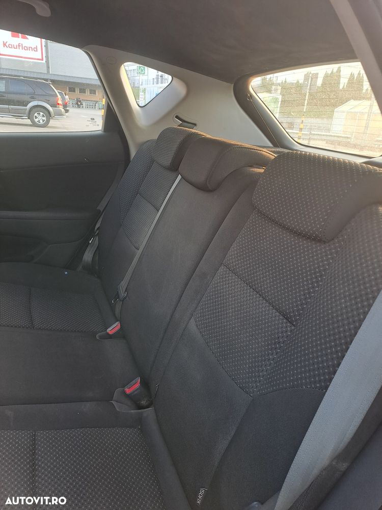 Hyundai i30 1.6 CRDI Edition 20 - 17