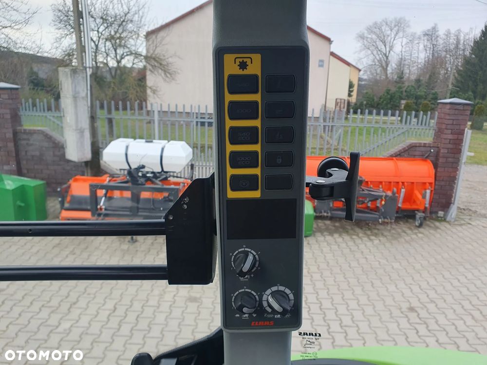 Claas Arion 410 - 16