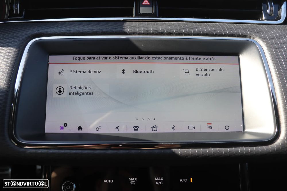Land Rover Range Rover Evoque 2.0 D150 - 18