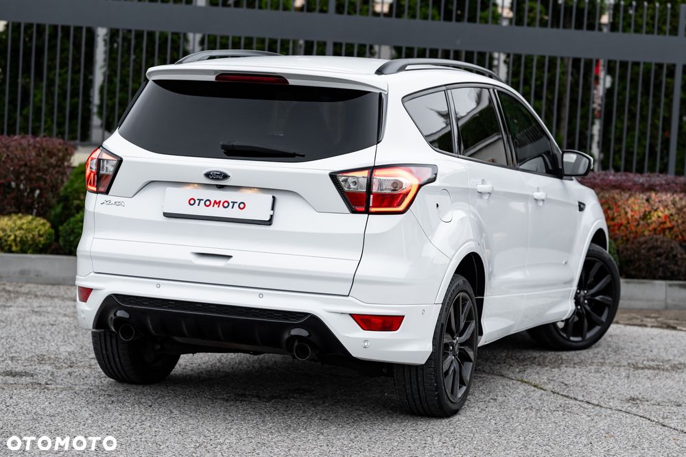 Ford Kuga 2.0 TDCi 4x4 ST-Line - 14