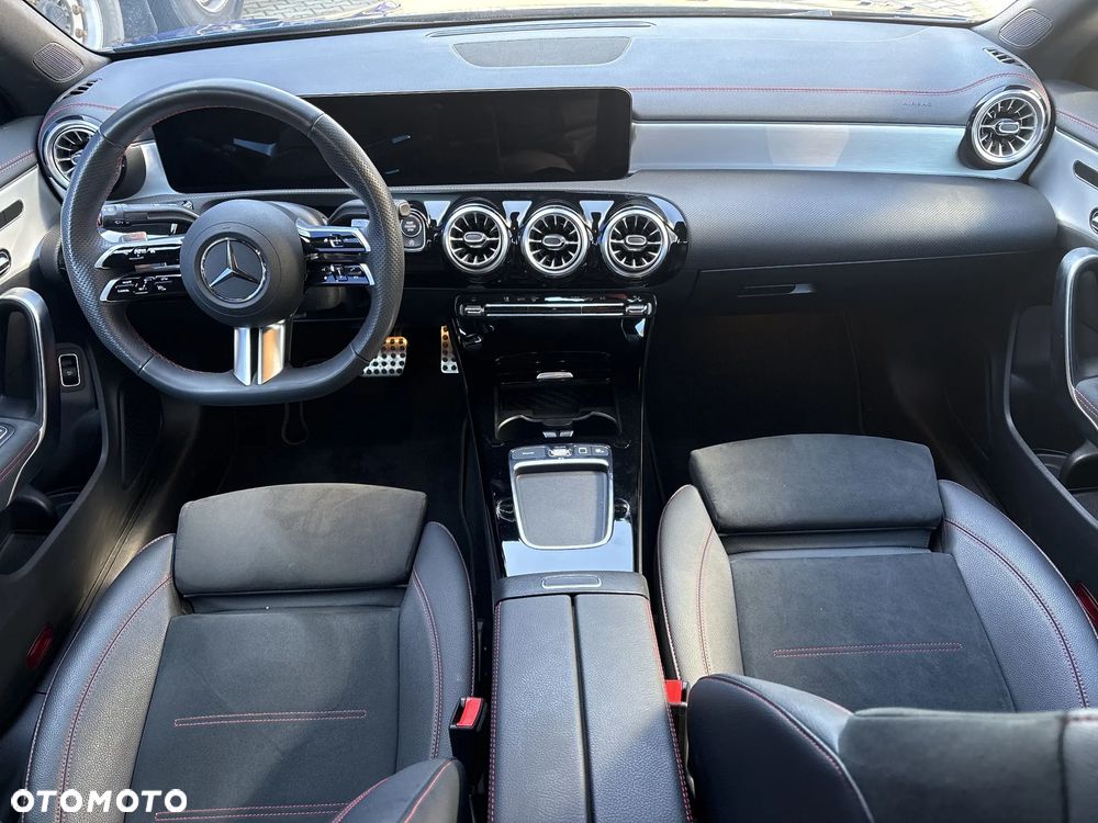 Mercedes-Benz CLA 200 mHEV 7G-DCT - 21