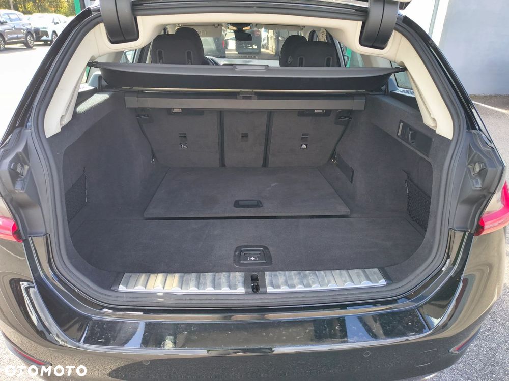 BMW Seria 3 - 16