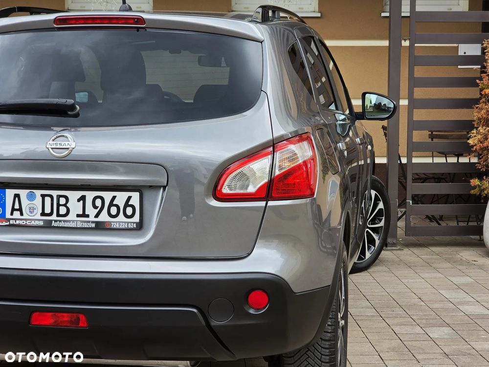 Nissan Qashqai 2.0 4x4 Tekna Premium - 28