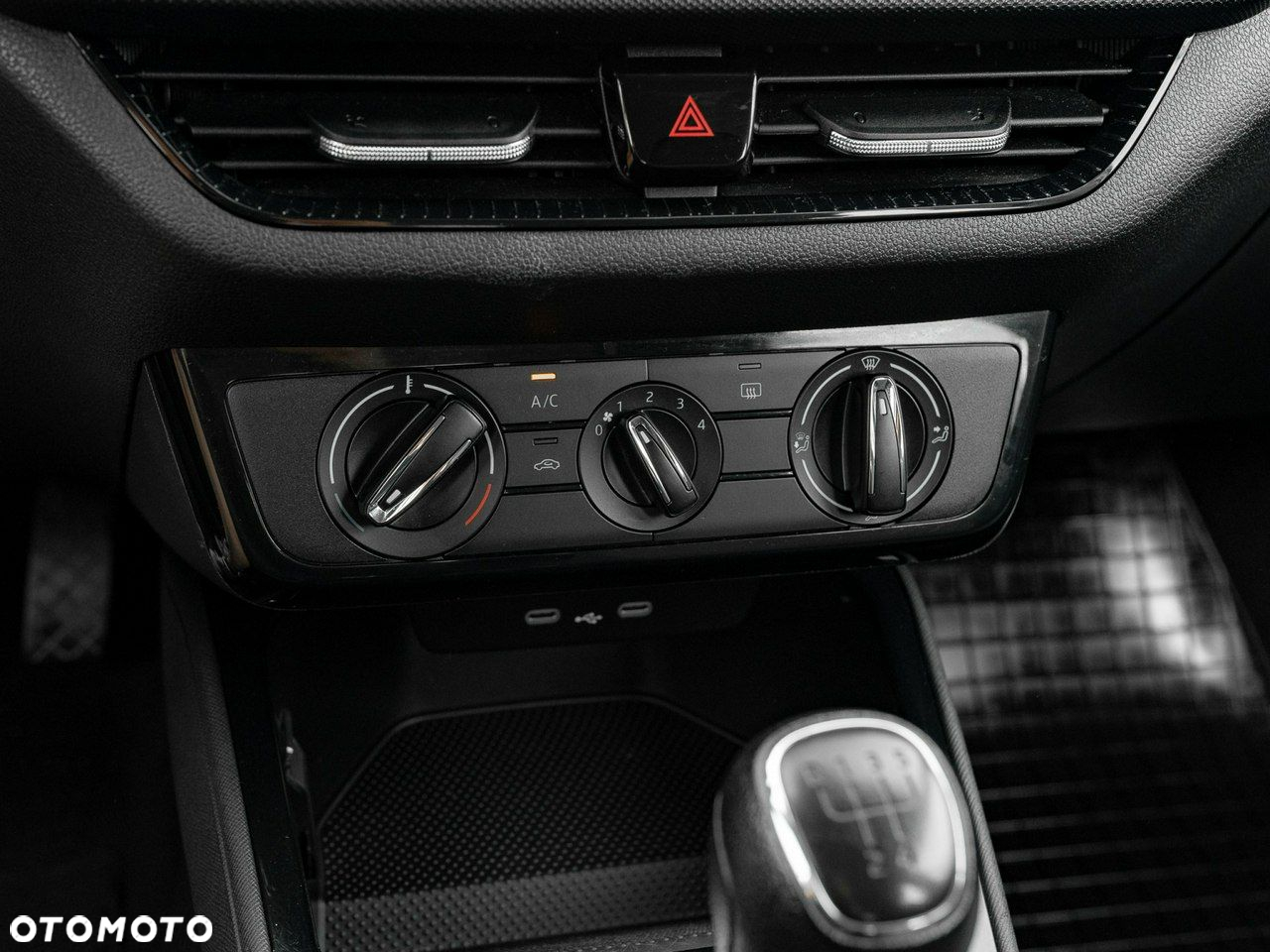 Skoda Fabia - 15