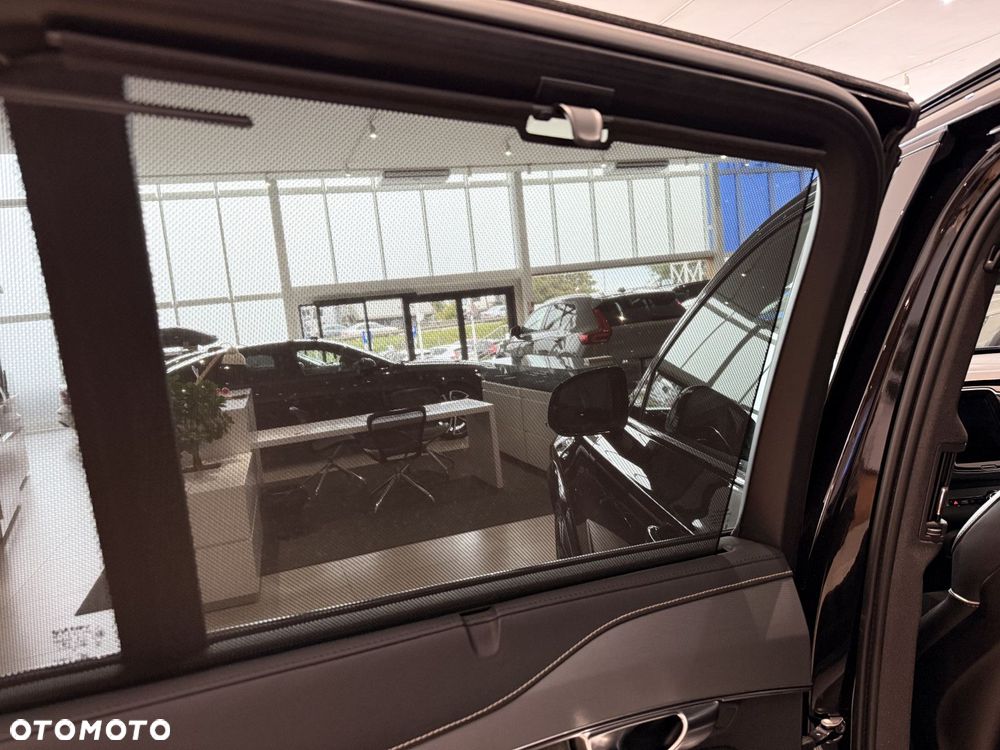 Volvo XC 90 - 13