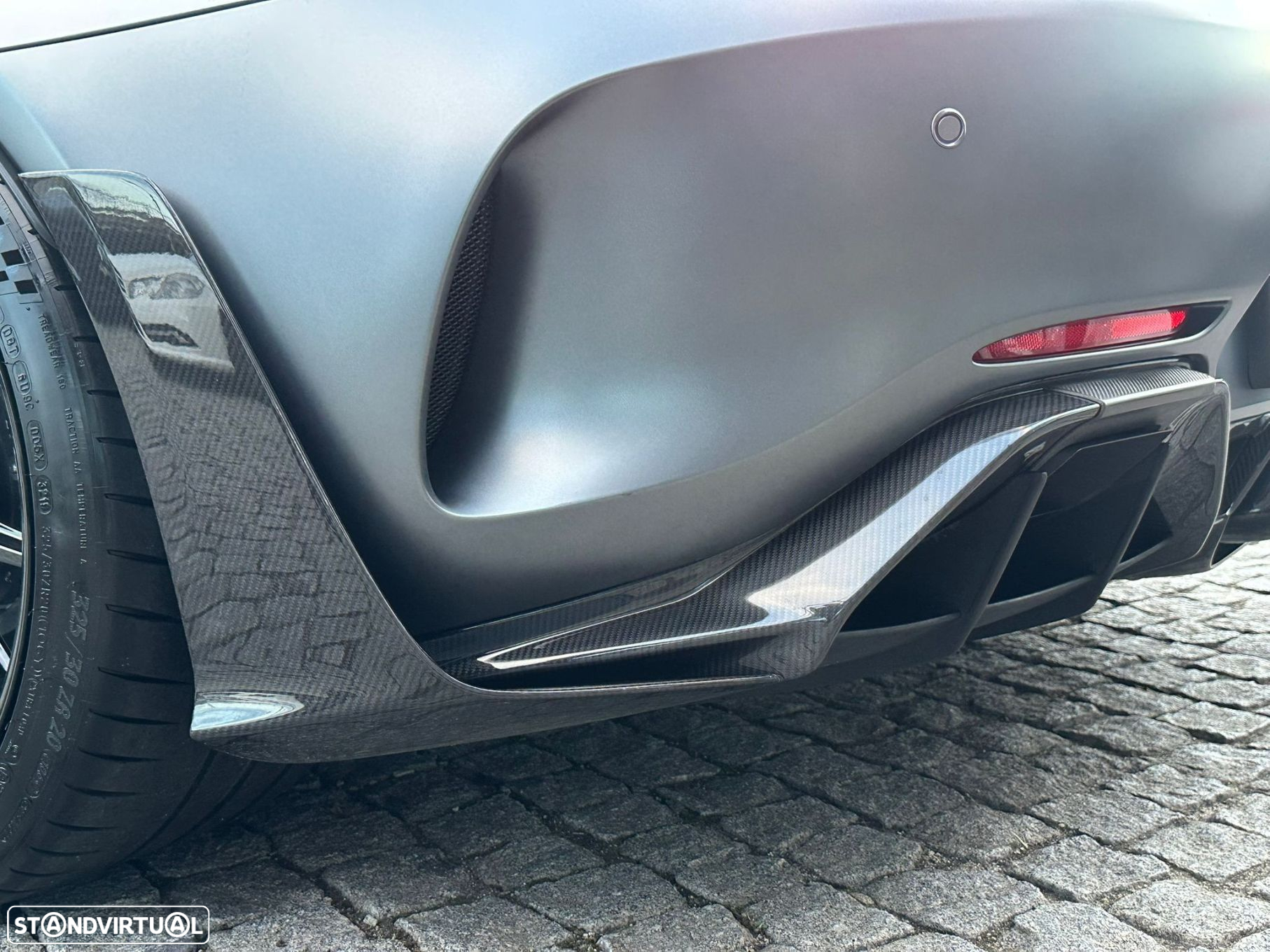 Mercedes-Benz AMG GT R - 24