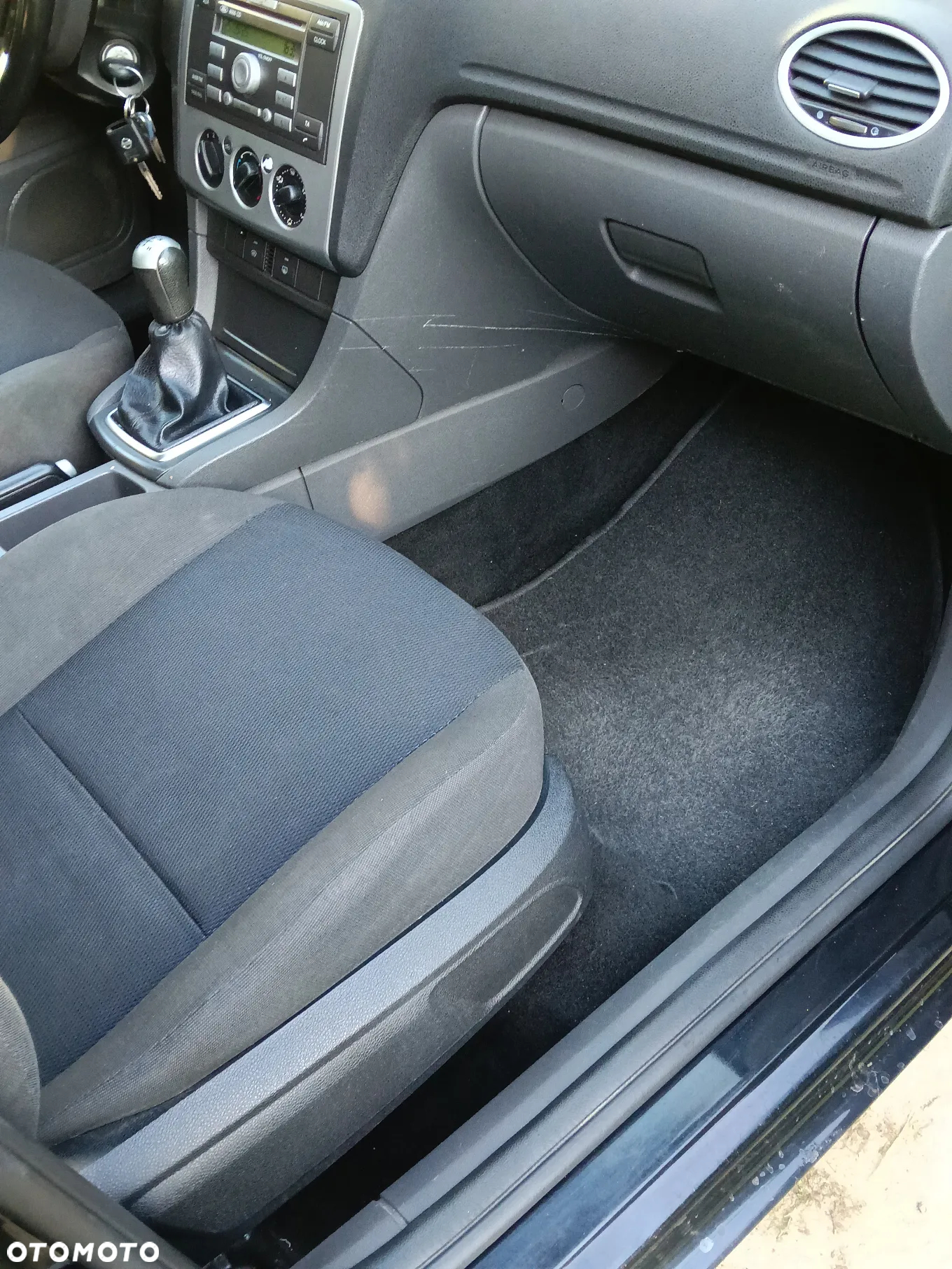 Ford Focus 1.6 16V Ambiente - 14