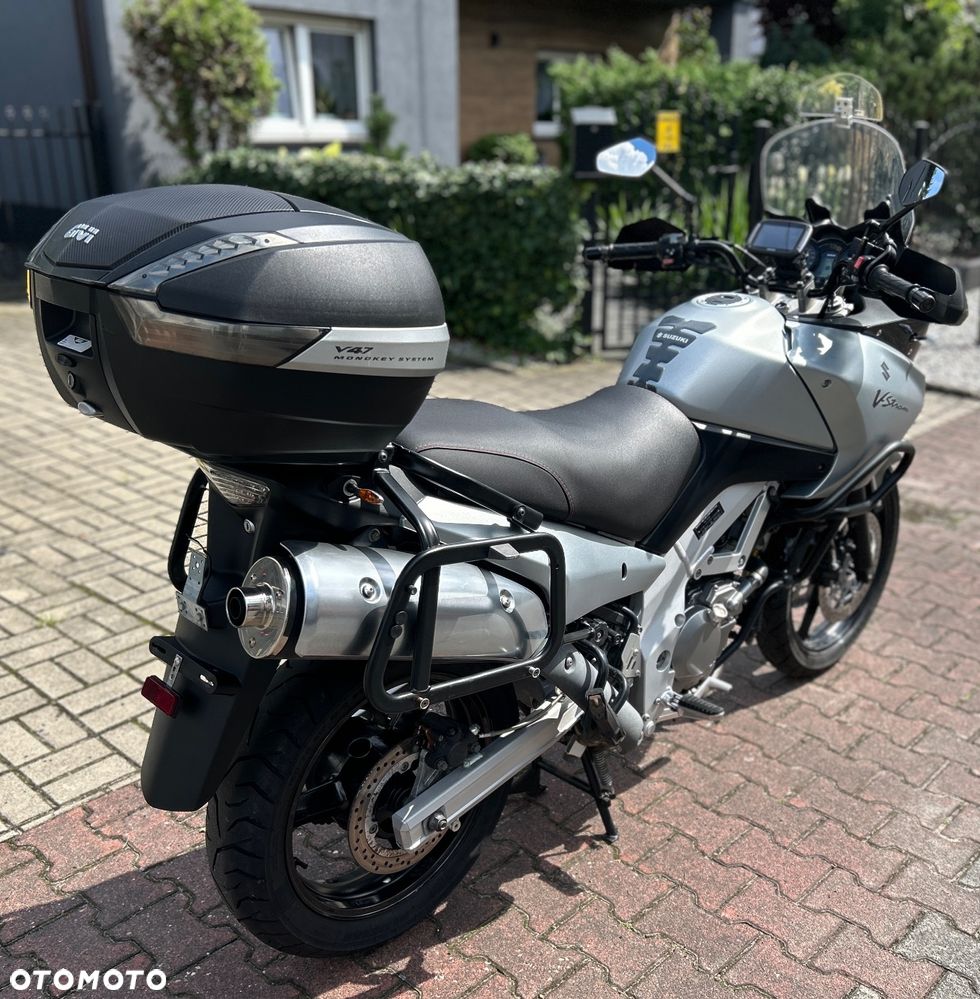 Suzuki V-STROM - 3