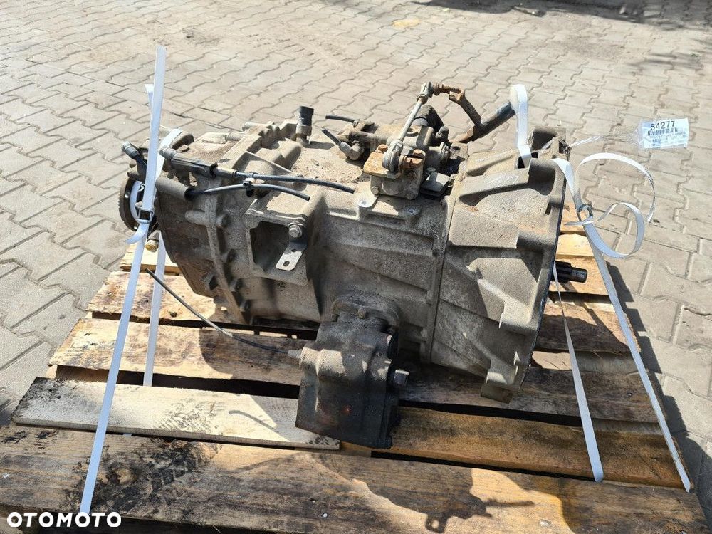 IVECO EUROCARGO SKRZYNIA BIEGÓW MANUALNA F4AE0681 - 7