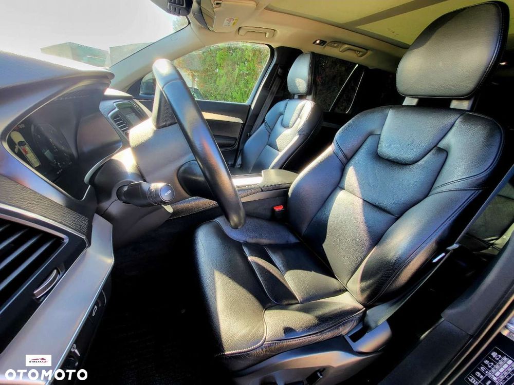 Volvo XC 90 - 5