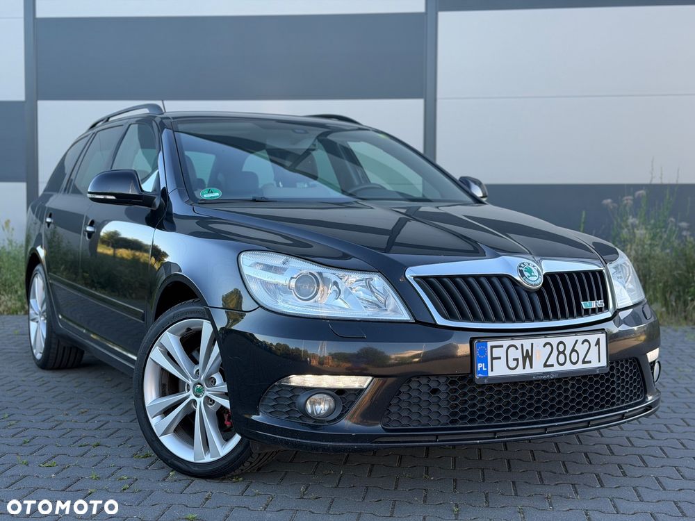 Skoda Octavia 2.0 TDI RS DSG - 2