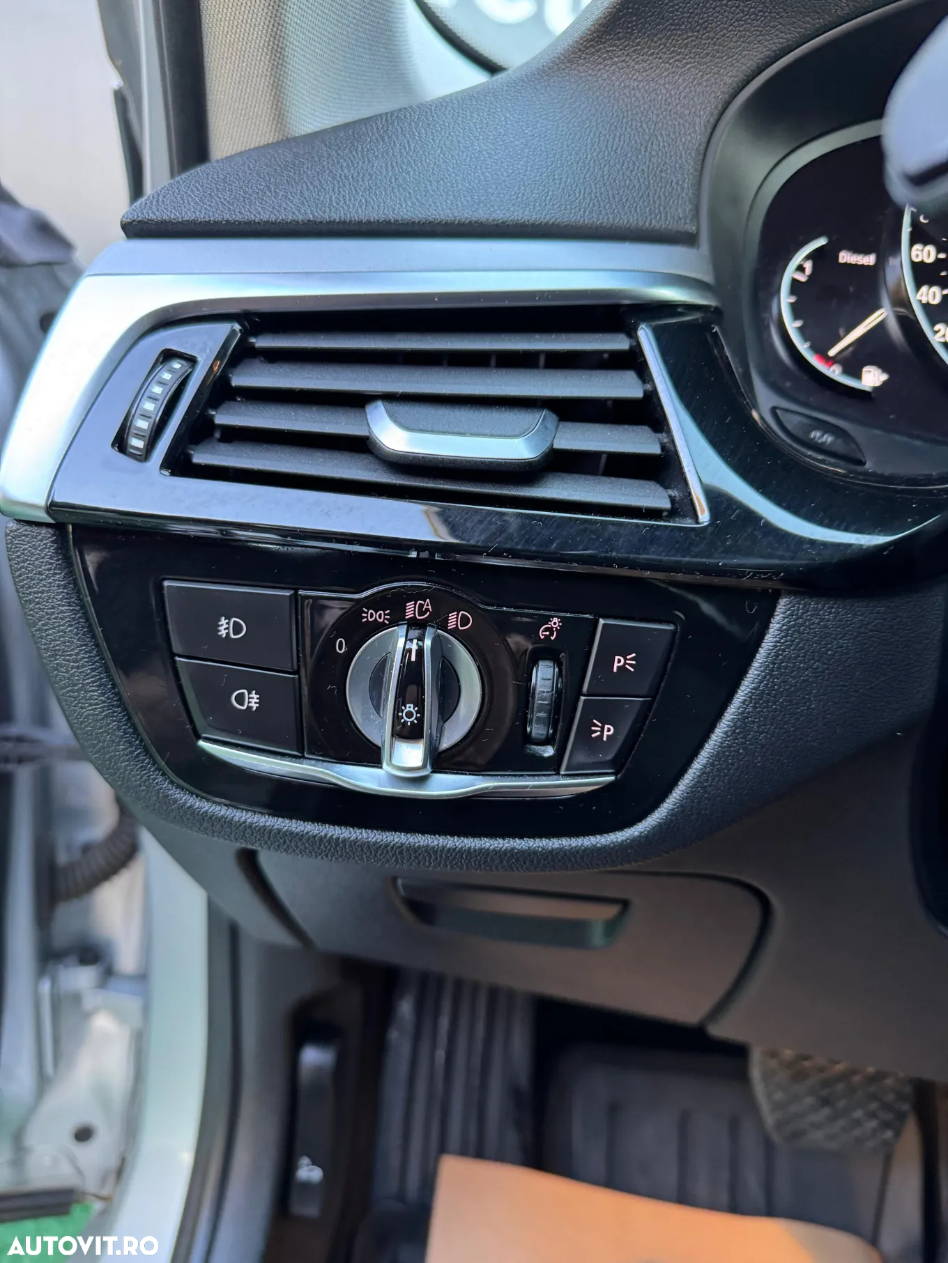 BMW Seria 5 520d Touring Aut. Luxury Line - 12