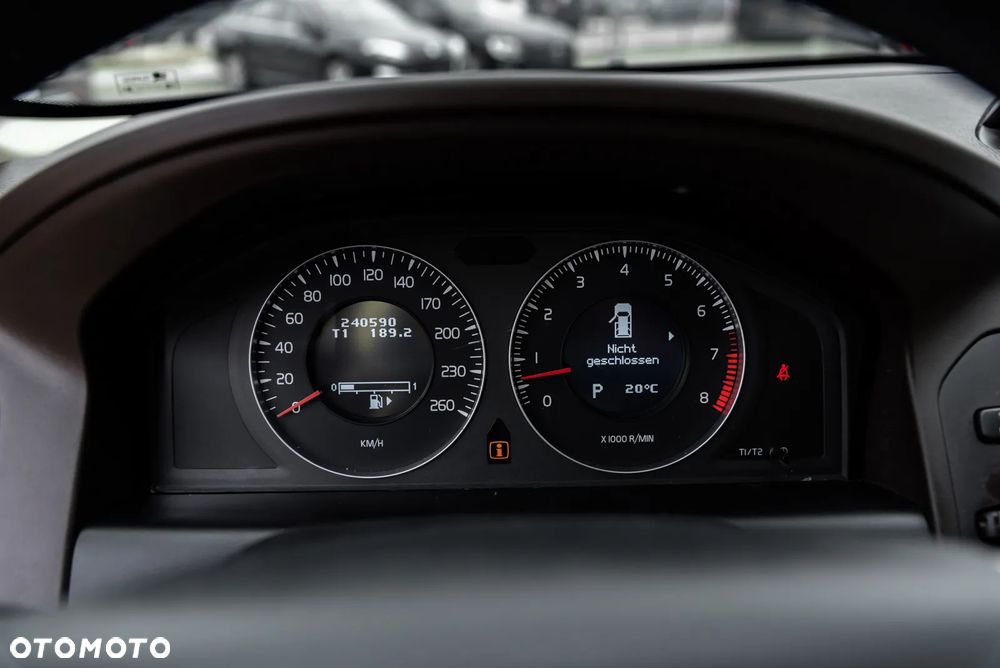Volvo XC 60 3.2 AWD Kinetic - 34