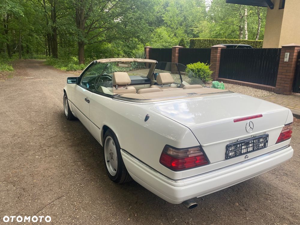 Mercedes-Benz Klasa E 320 - 4